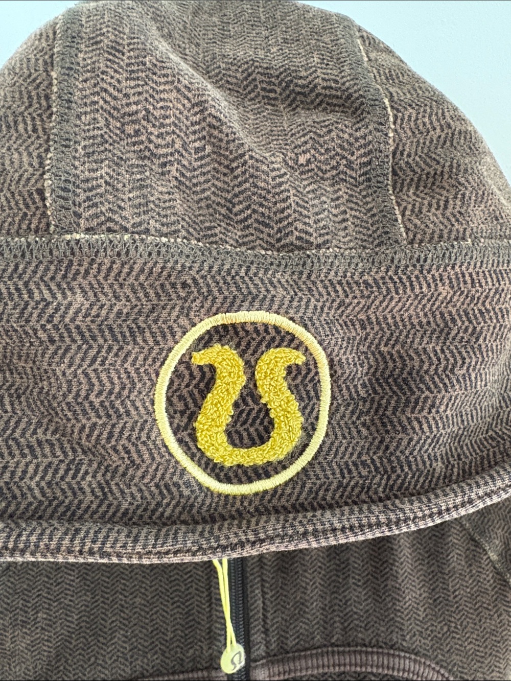 Lululemon Brown Zip-Up Hooded Jacket with Yellow Logo Size 8 Medium - Picture 2 of 6